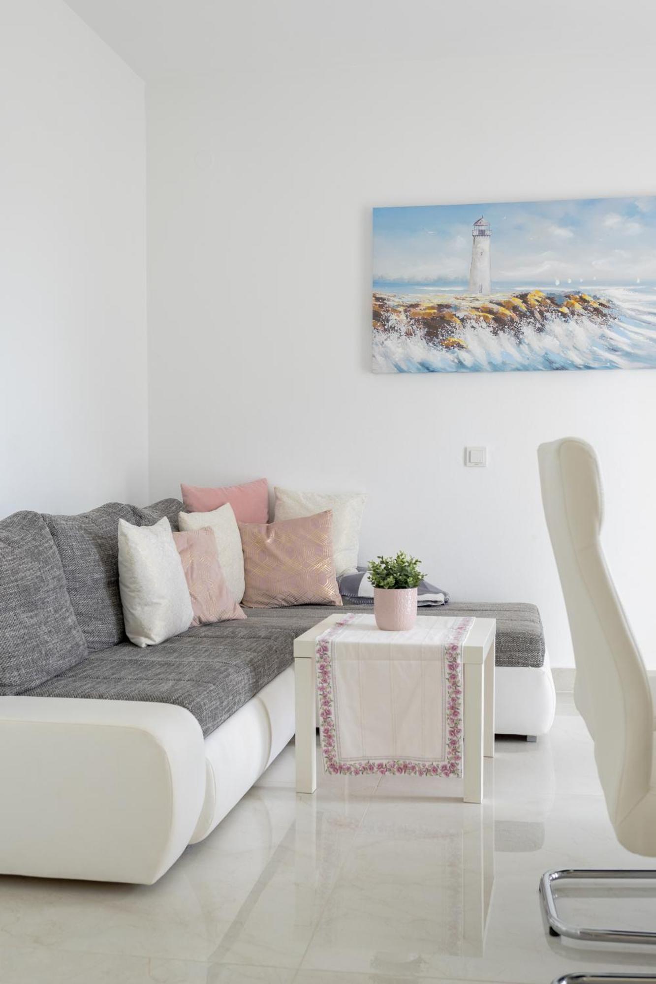 Apartments Mare Banjol ภายนอก รูปภาพ