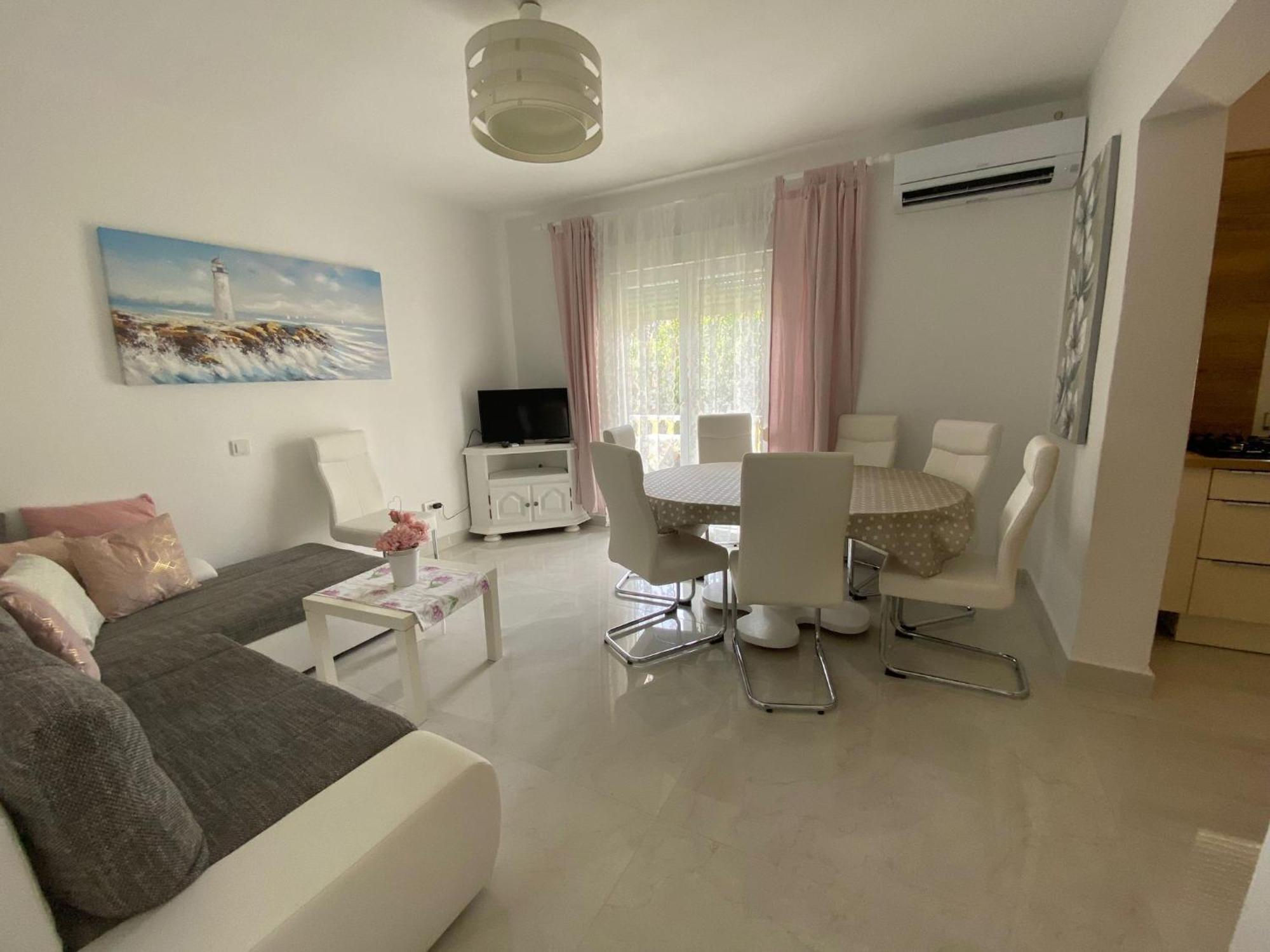 Apartments Mare Banjol ภายนอก รูปภาพ
