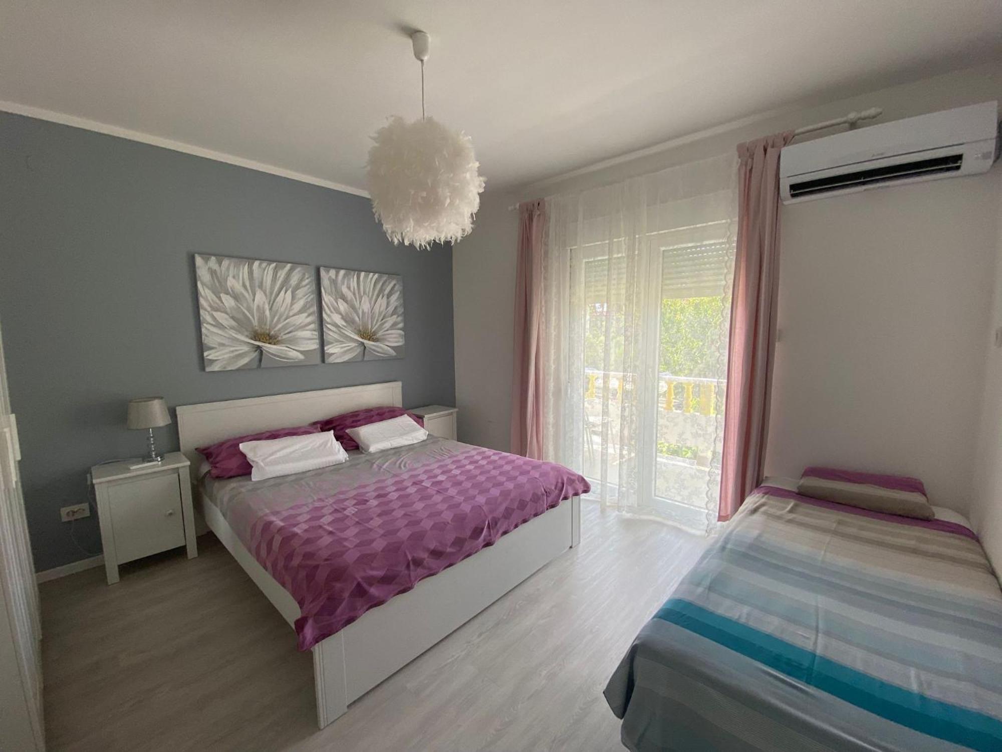 Apartments Mare Banjol ภายนอก รูปภาพ